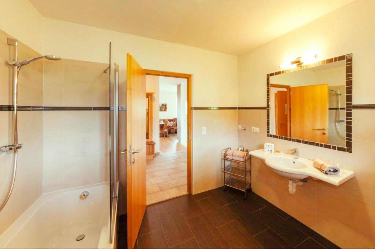Apartment In Naz-Sciaves With Garden Natz-Schabs Exterior photo